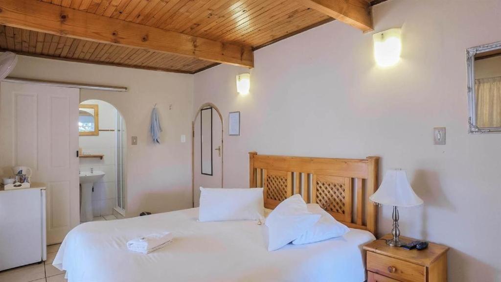 Just Tiffany Guest House & Conference Facility Potchefstroom Bagian luar foto
